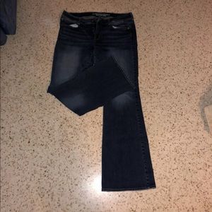 American Eagle Kickboot jean
